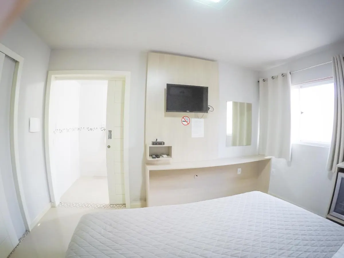 Hotel Guerra - Pousada Montebelo جاغوارونا